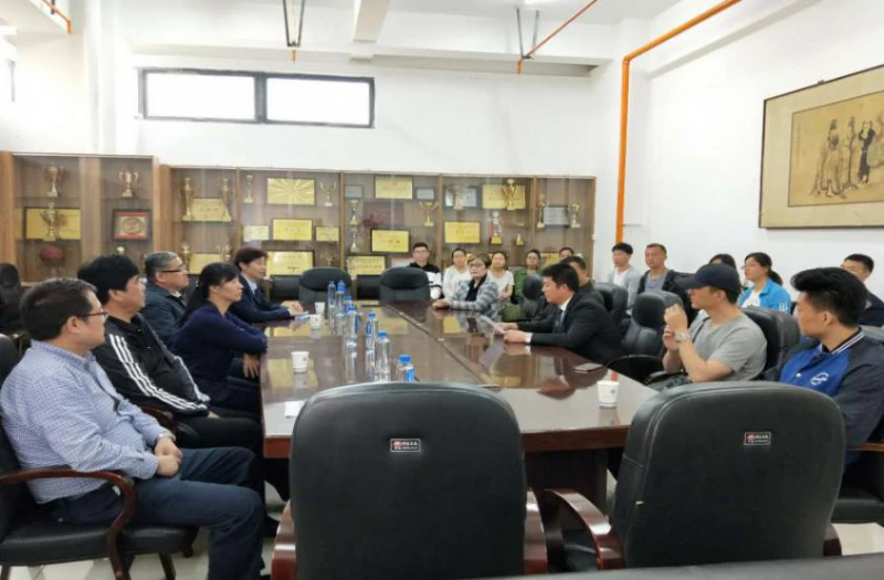 篮球教练如何帮助球员理解规则的重要性?_2
